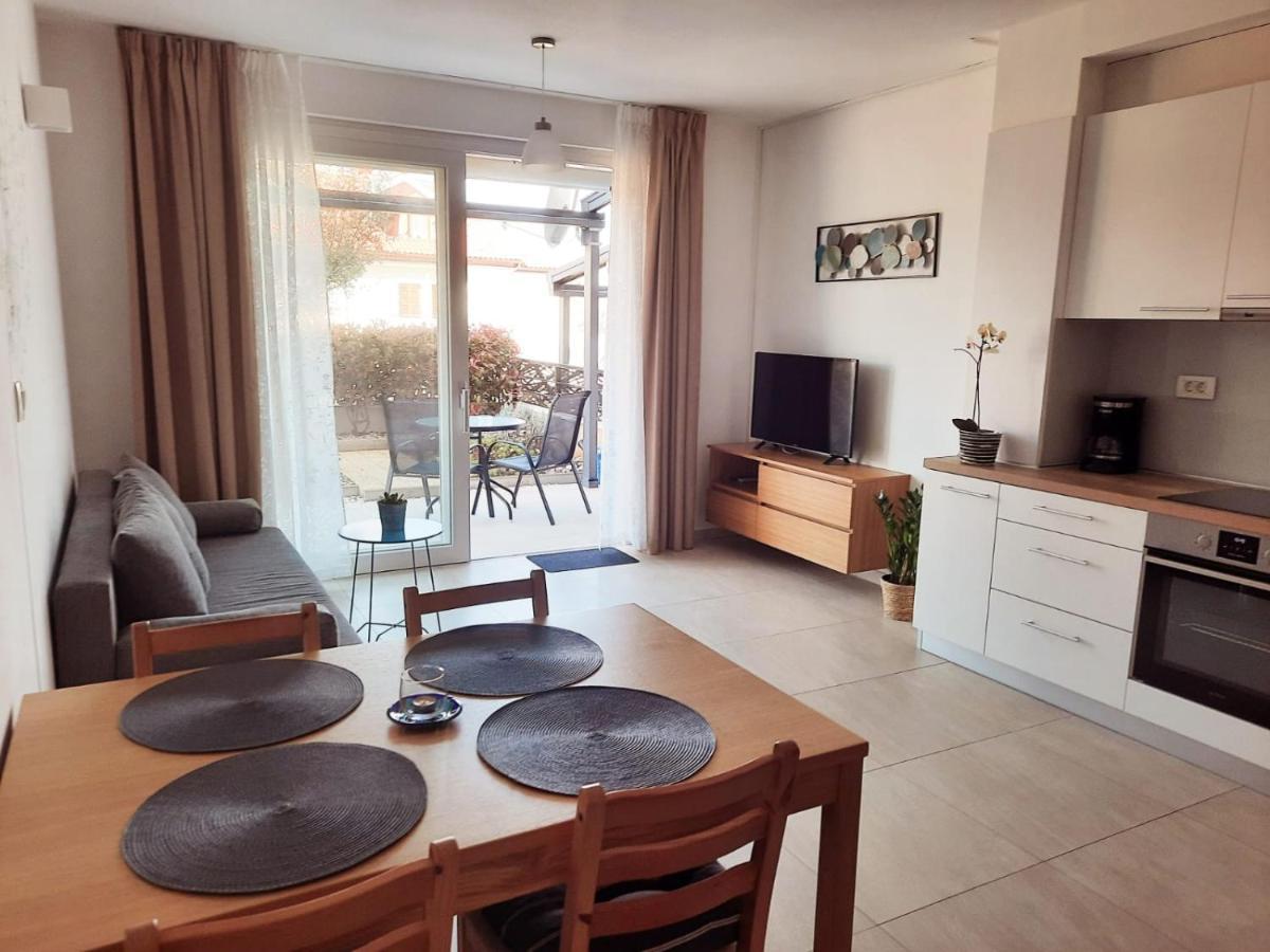 Apartman Madonnina Cres Eksteriør billede