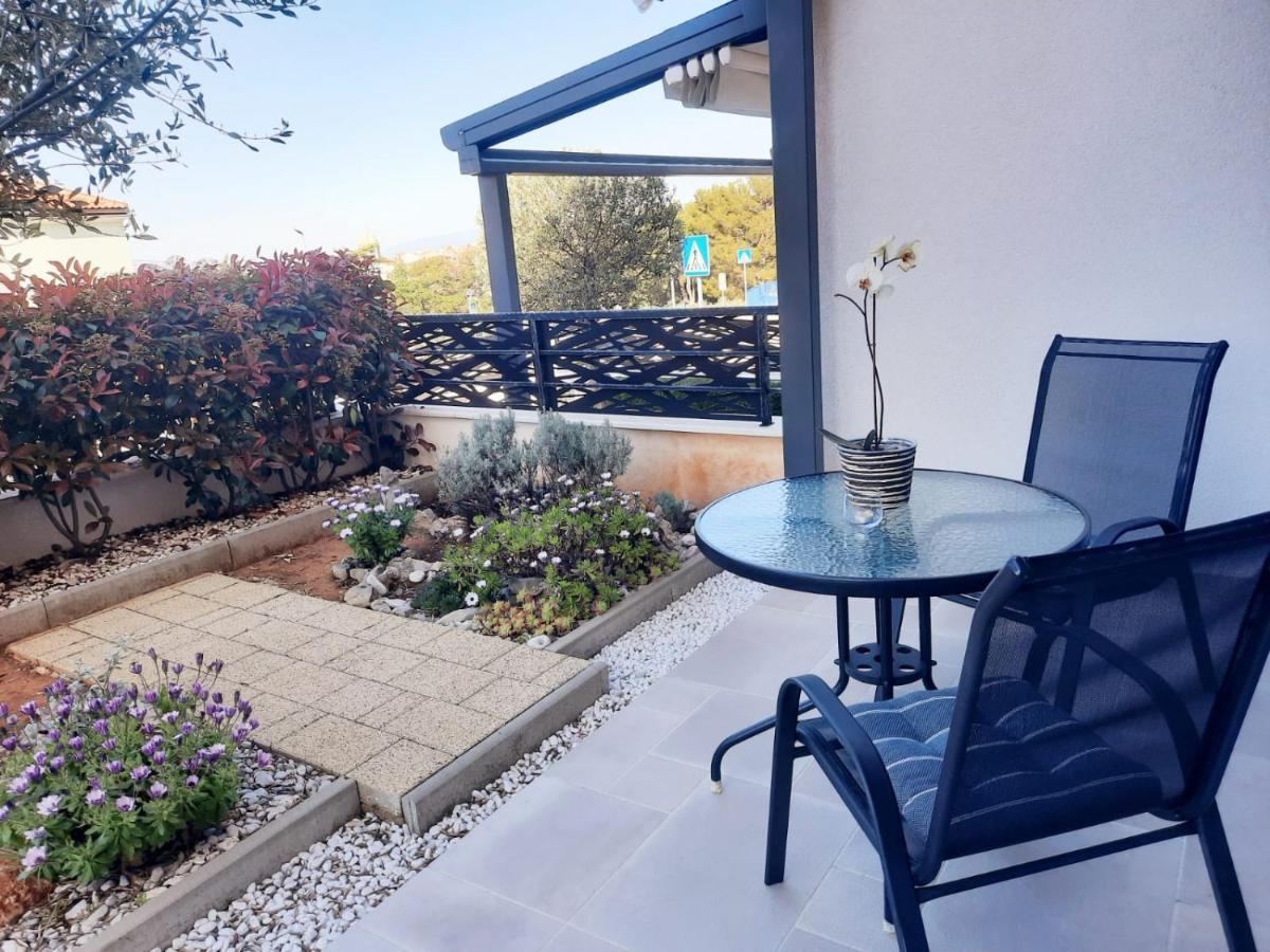 Apartman Madonnina Cres Eksteriør billede